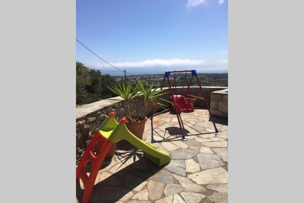 Πύργος Παραδοσιακός Με Μαγευτική Θέα - Villa Traditional Tower With Amazing Sea View Areópoli Eksteriør bilde